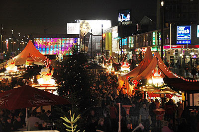 Santa Pauli Erotik Weihnachtsmarkt - Hamburg St. Pauli